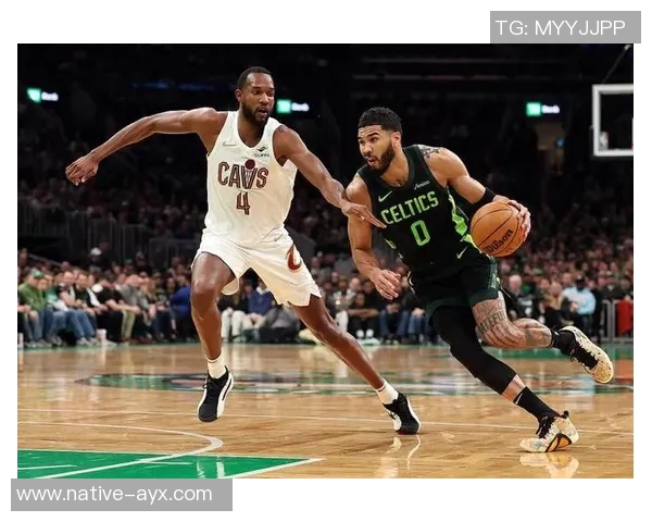 骑士队与凯尔特人队的激烈对决展现篮球魅力与团队精神